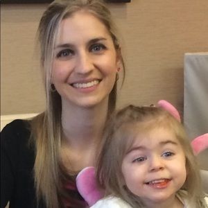 Meet your Posher, Jennifer